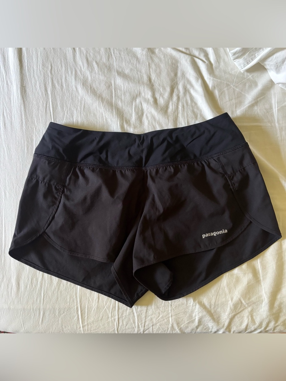Patagonia Women’s strider shorts in black